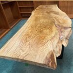 MESA EM CARVALHO EUROPEU