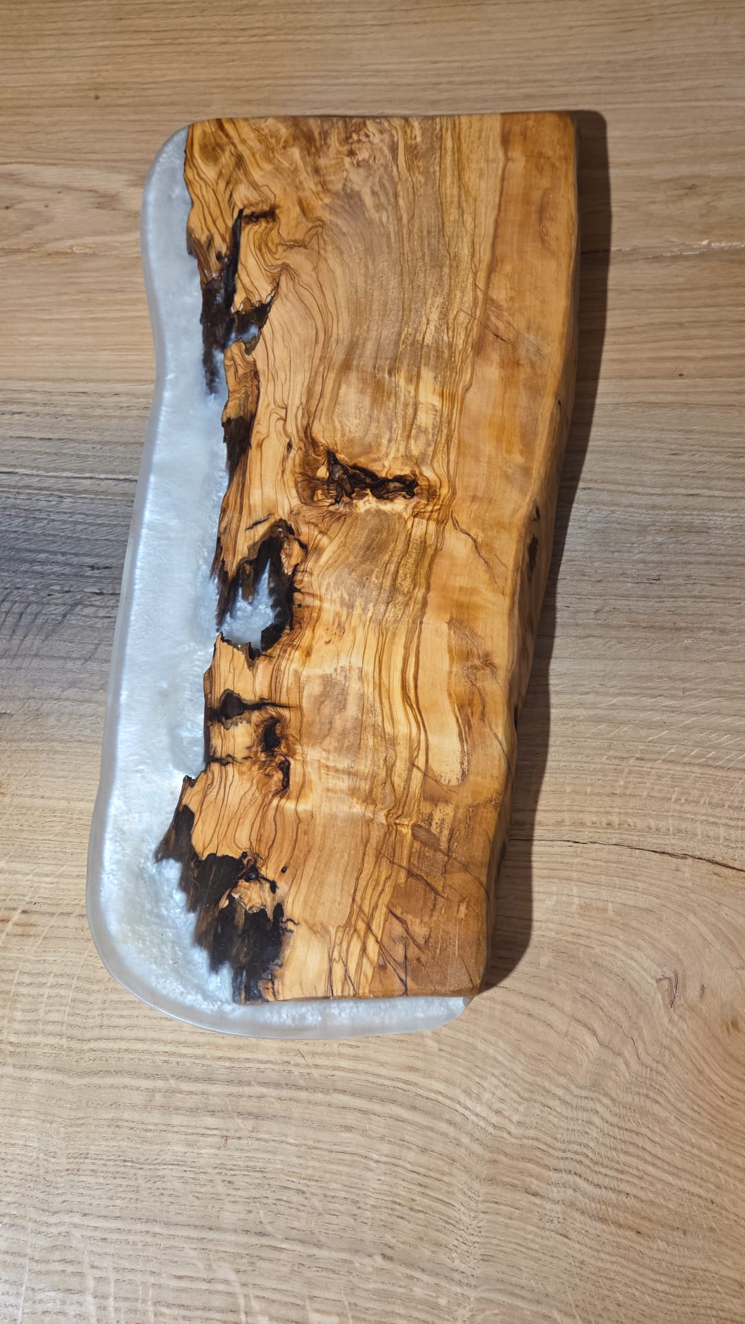 TÁBUA QUEIJOS RESINA BRANCA