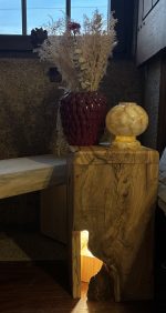 ESCULTURA- Mesa de Cabeceira